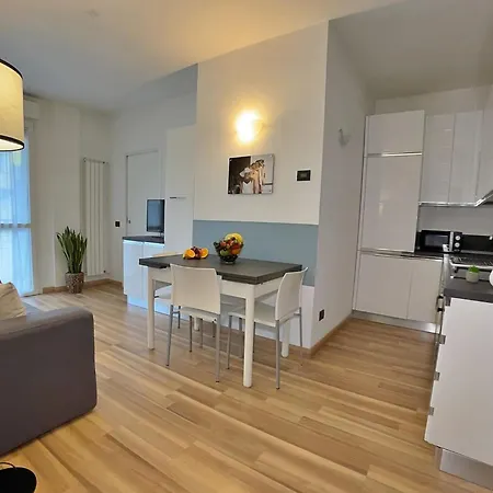 Candiani B1 Bilocale Apartament