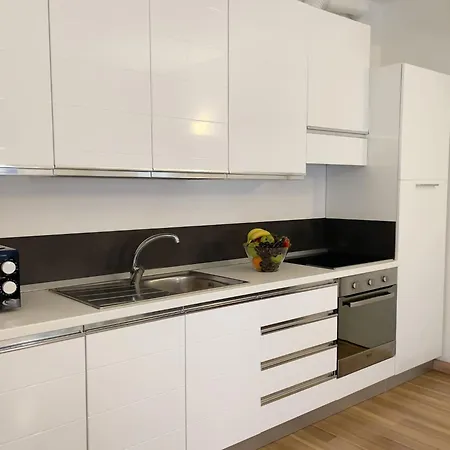 Candiani B1 Bilocale Apartament *
